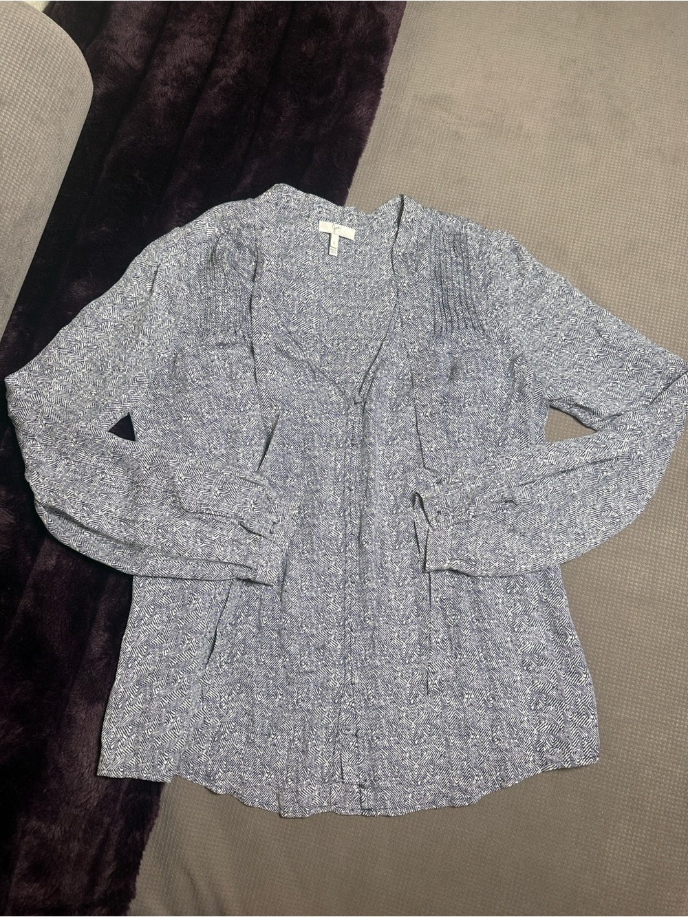 Joie 100% Silk Blouse Navy and White Long-Sleeve Geometric Pattern